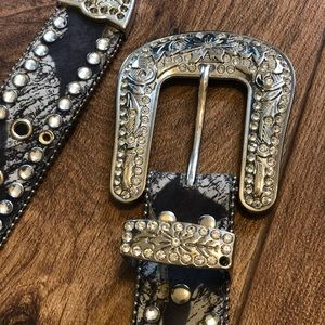 Pretty camouflage belt for women